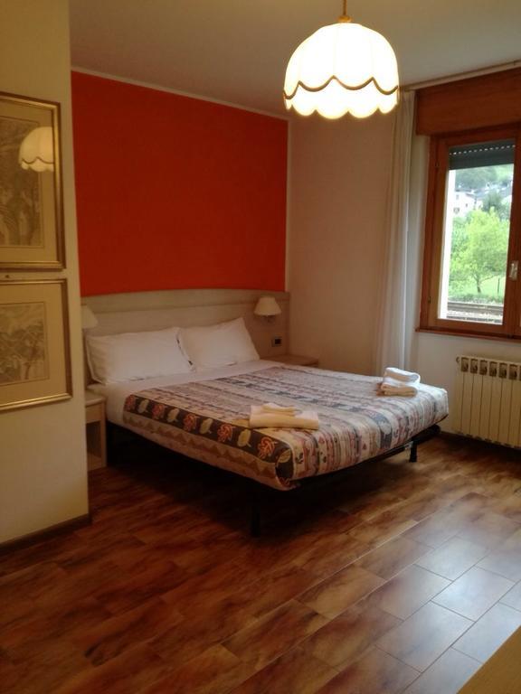 Hotel Pizzeria Mezzolago Pergine Valsugana Esterno foto