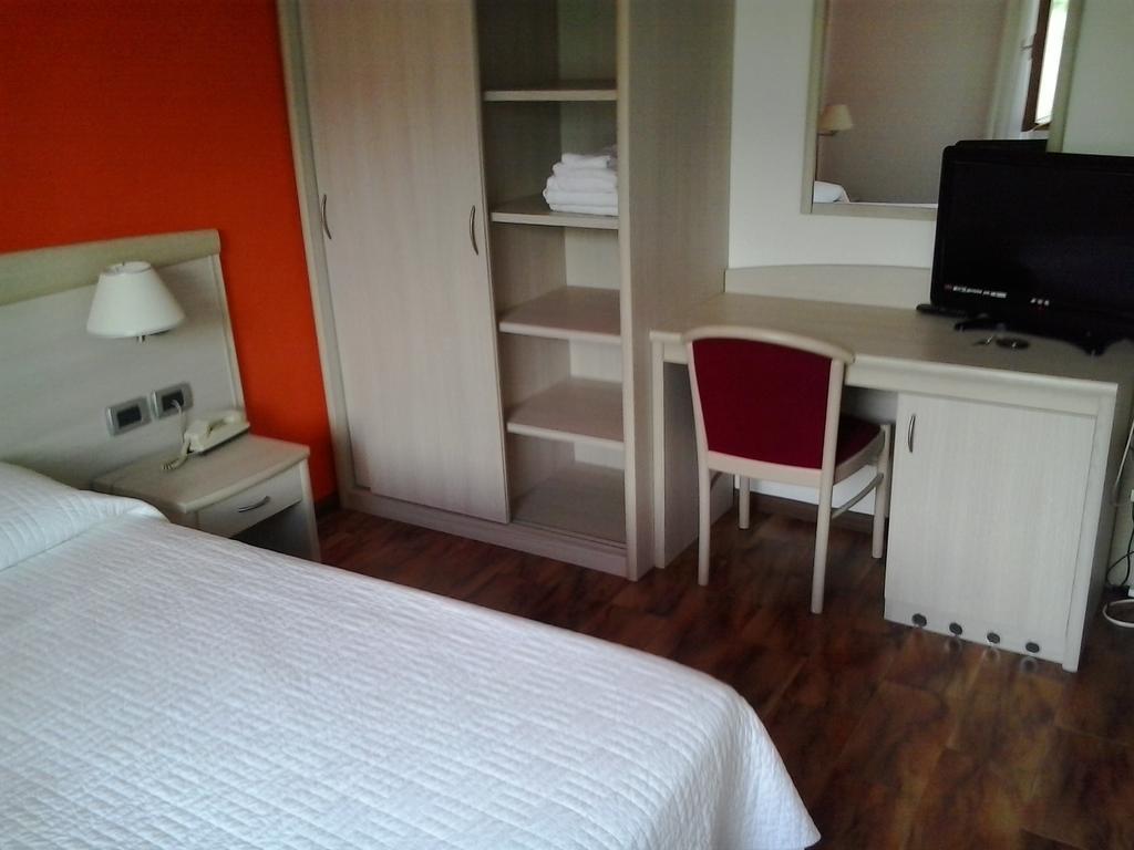 Hotel Pizzeria Mezzolago Pergine Valsugana Esterno foto
